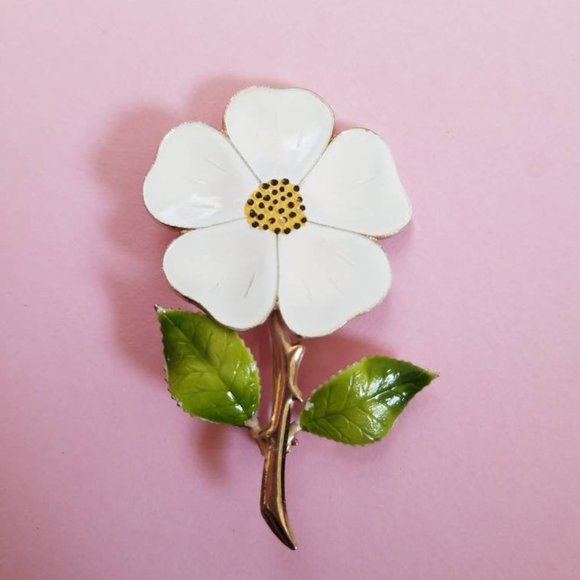 Vintage Jewelry - Vtg White Rose Flower Enamel Floral  Brooch